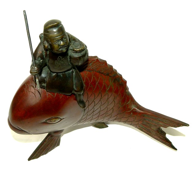 Японская бронзовая  антикварная статуэтка Эбису на рыбе