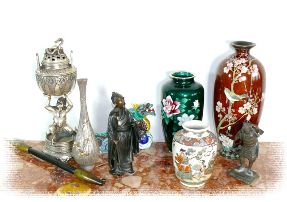 японские бронзовые статуэтки, кукрильницы, серебряные и эмалевые вазы