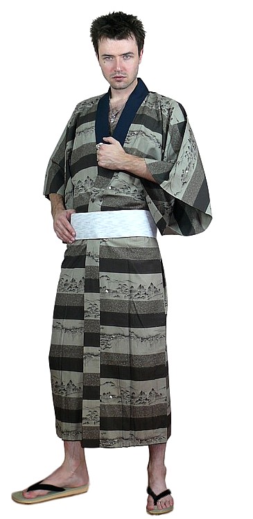 япнская традиционная мужская одежда: кимоно, пояс оби, сандалии дзори